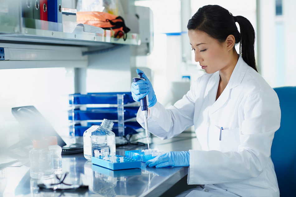 how to become a research scientist in biotechnology